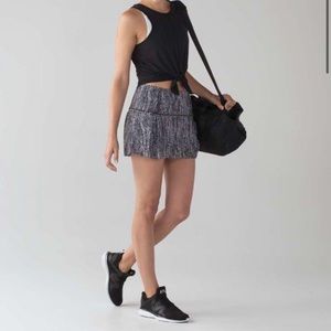 Lululemon lost in pace tennis skirt